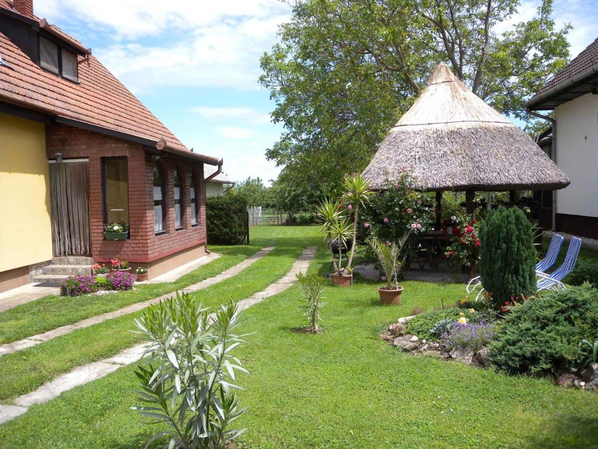 Apartment Balatonbereny 9 Экстерьер фото
